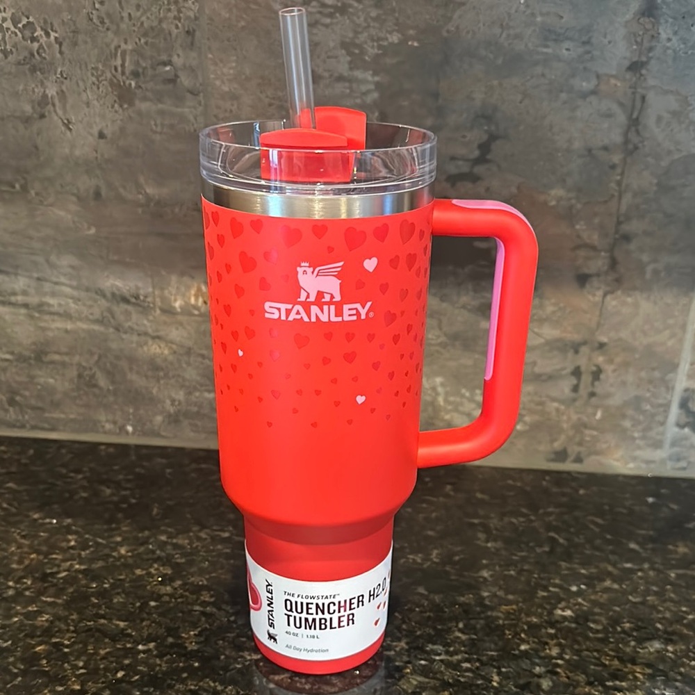 Stanley 40oz Valentine Red Heart Quencher Tumbler